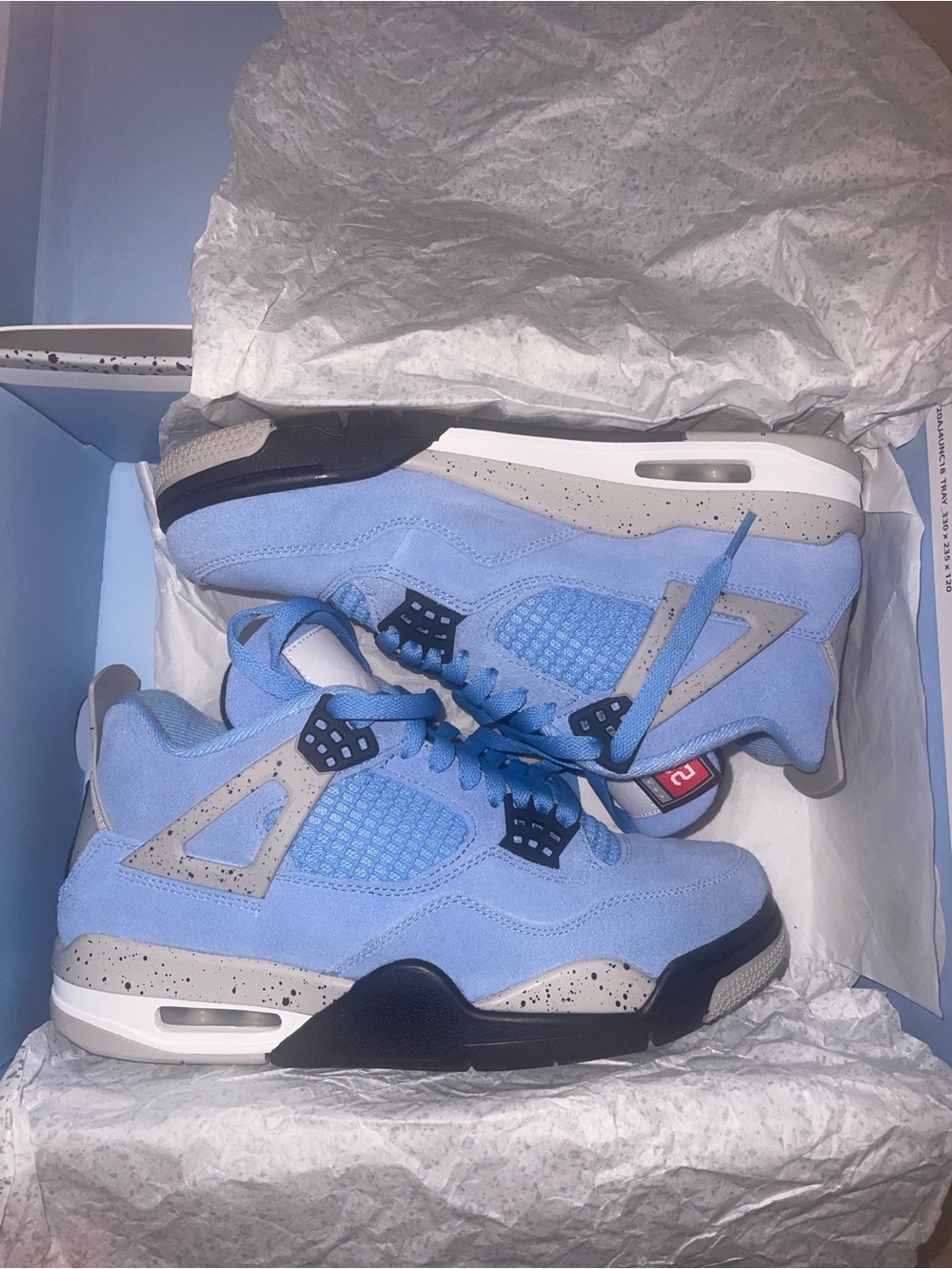 Authentic 2021 Air Jordan 4 Retro 'University Blue' M7 or a W 8.5